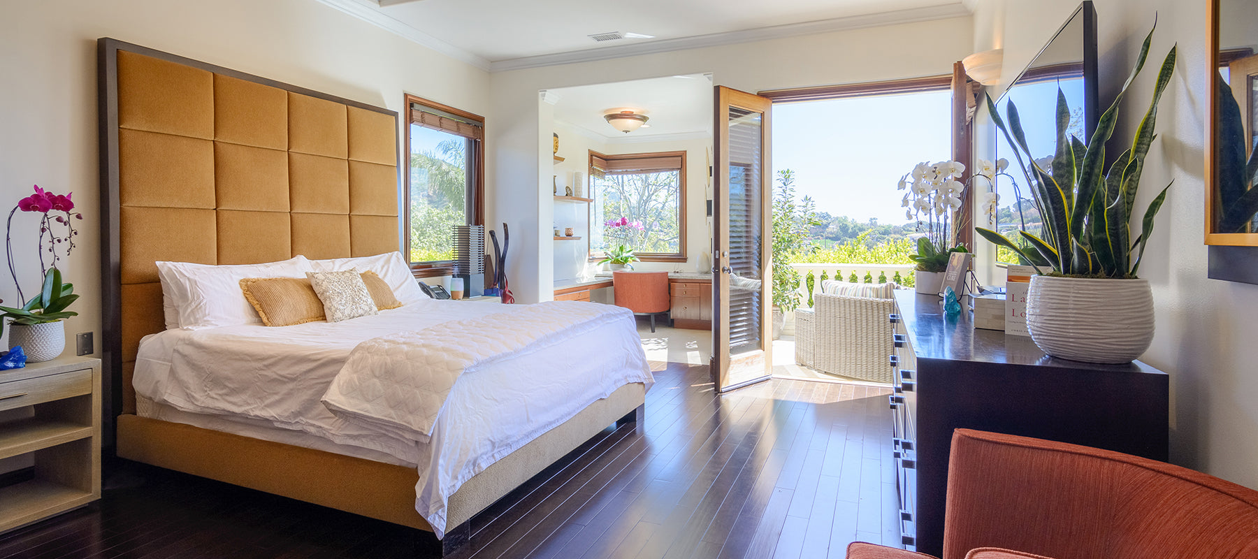 Passages Malibu - Private Bedroom